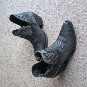 Ariat Grey/Black Hazel Snip Toe Boots Size 6.5